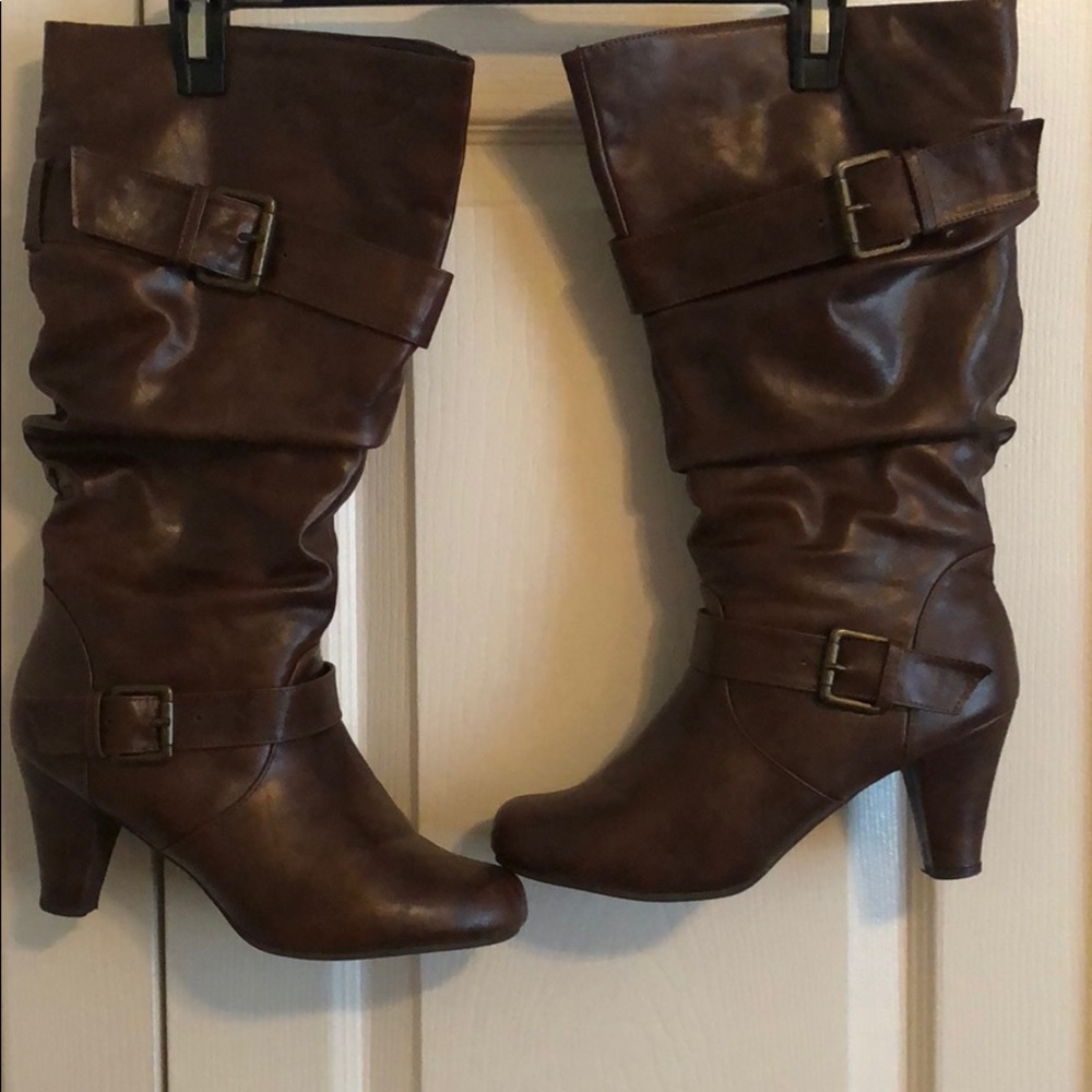 Madden Girl Size 9.5 Tan Paris Boots
